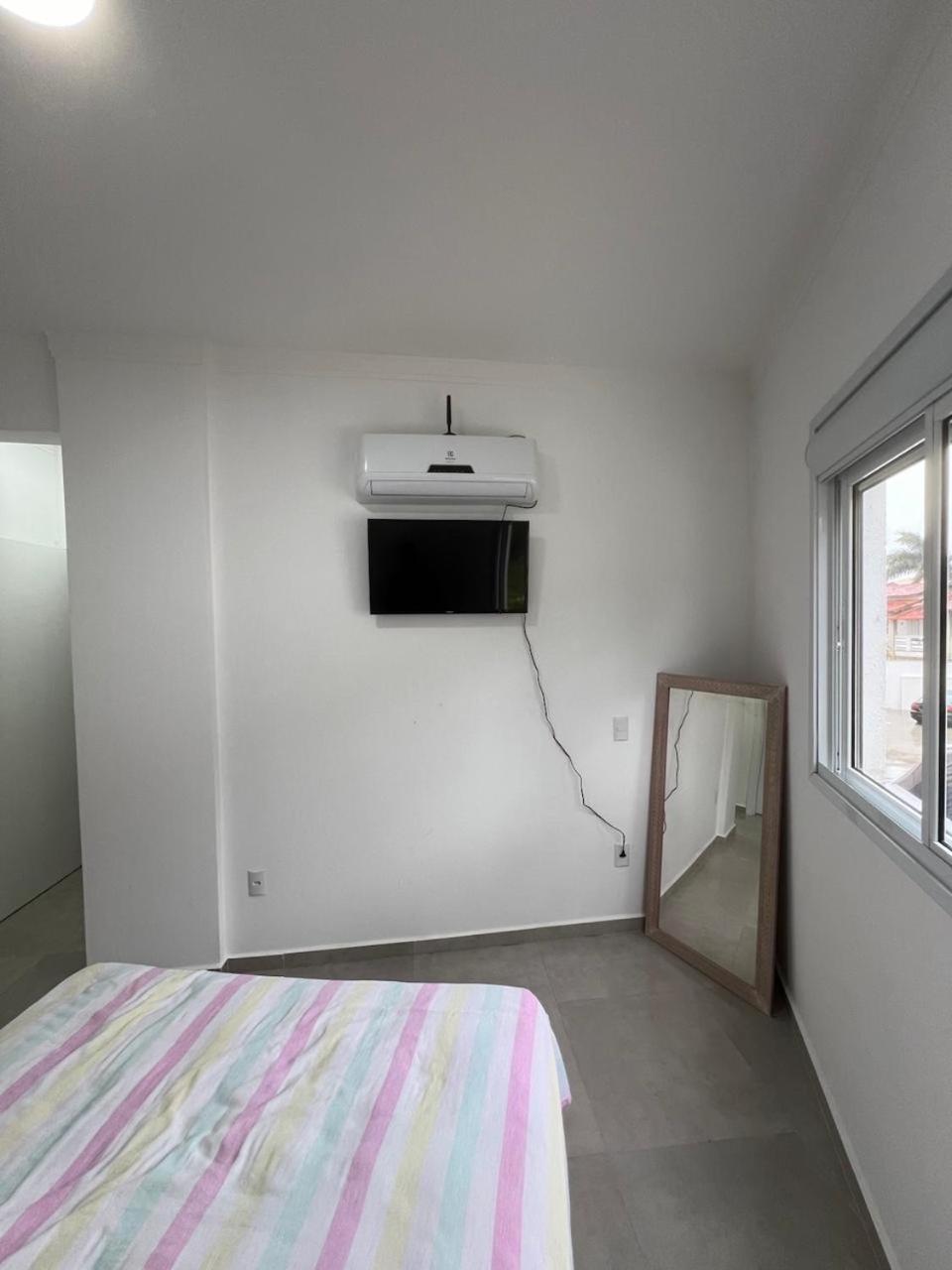 Apartamento 103 novo 100 mts da Praia Espanha Residence Florianopolis Exterior foto